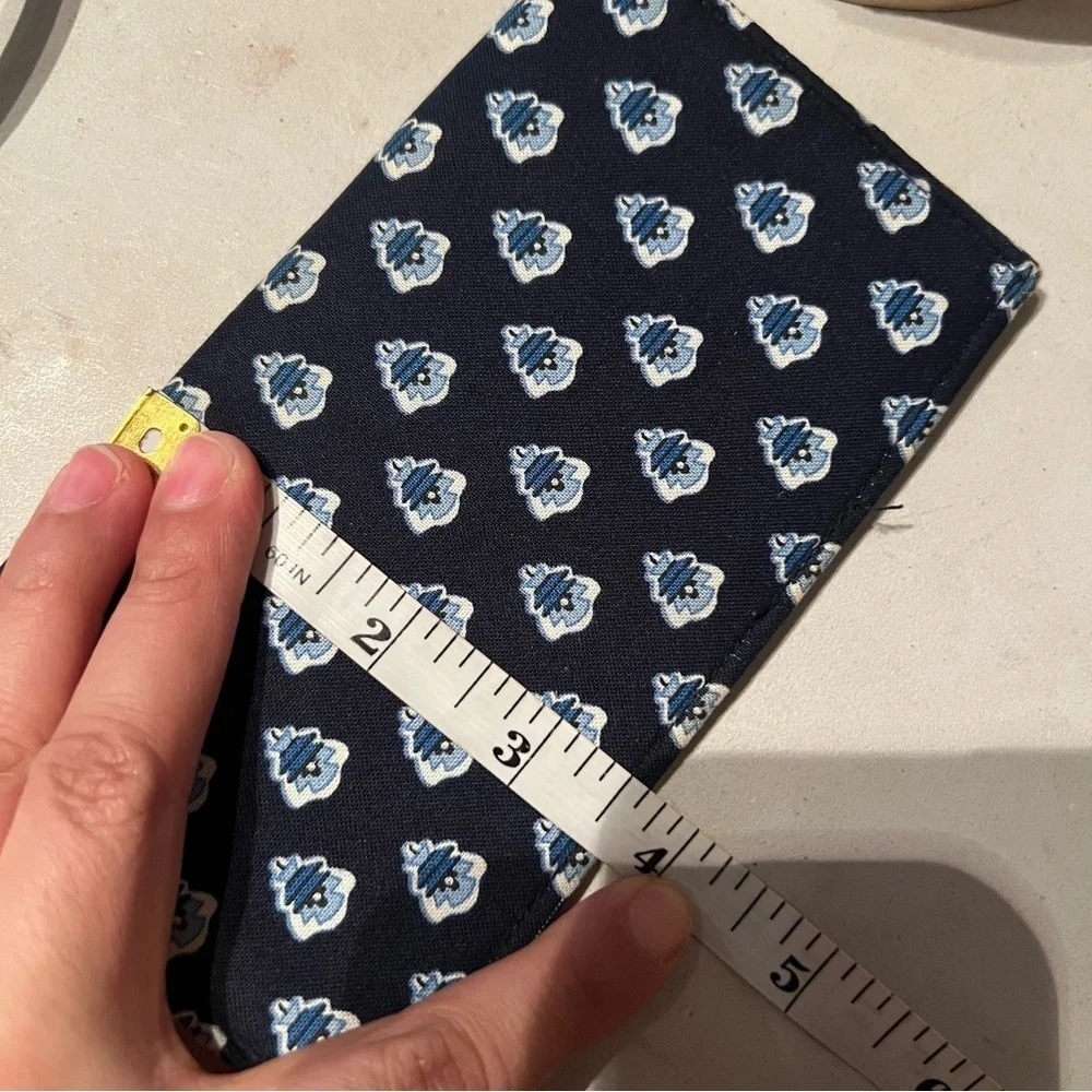 Vera Bradley Patterned checkbook cover - Blue